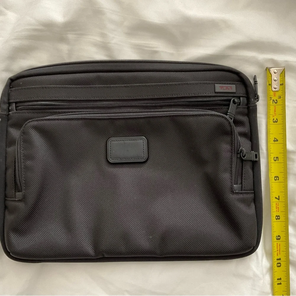 Tumi laptop or